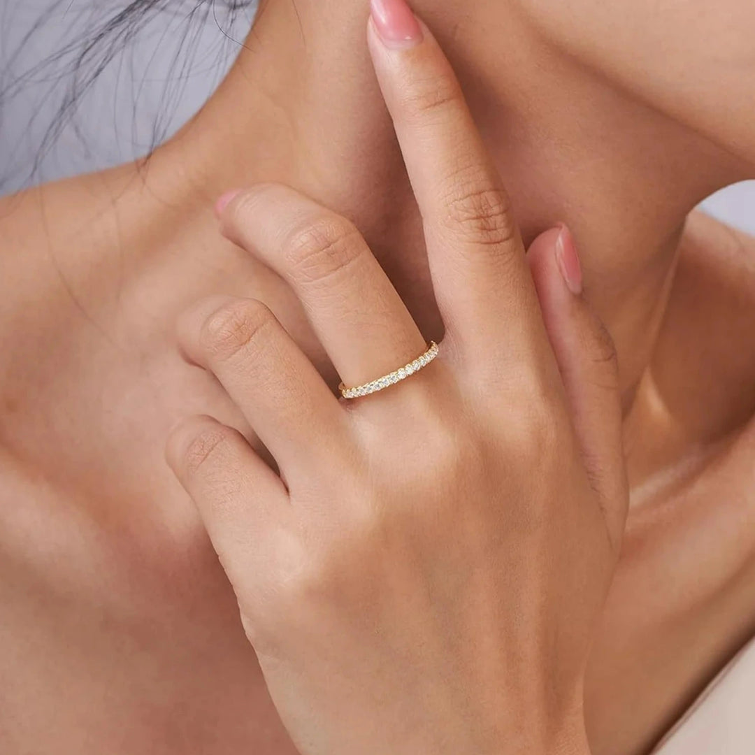 Moissanite Wedding Band | Gold 18K